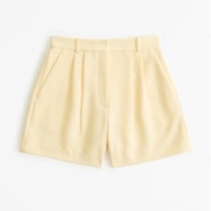 Abercrombie and Fitch Sloane tailored short in sunny yellow size 6